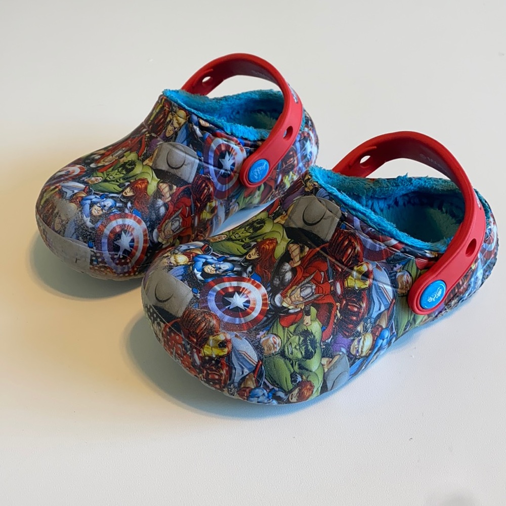 Toddler Avenger Lined Crocs C8